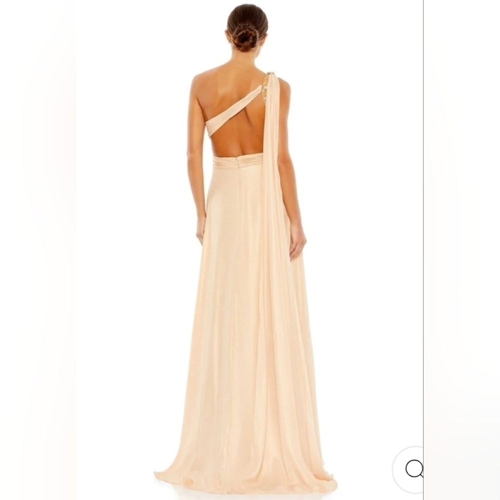 Mac Duggal FLOAT ONE SHOULDER OPEN BACK FLOWY GOWN size 12 (#39) - Picture 2 of 16